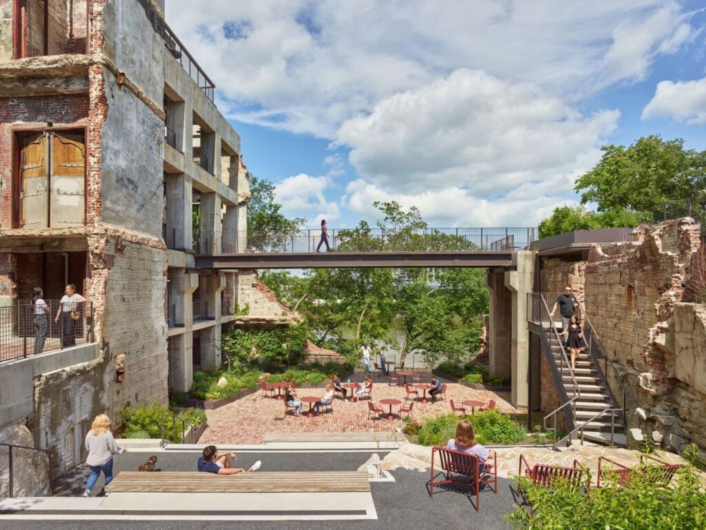 Neuhoff District, ABD – endüstriyel dönüşüm ve 2026 mimarlık trendleri kapsamında ticari mimari örneği